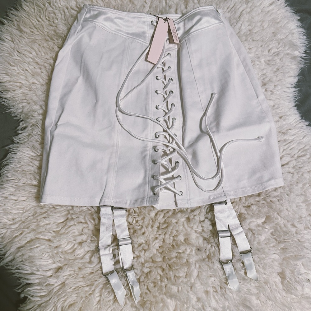 NWT Victoria’s Secret Garter Skirt
